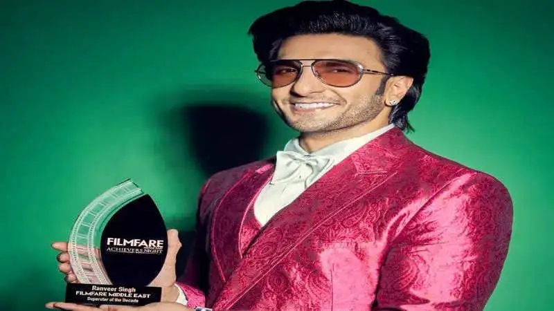 The trolling over Ranveer Singh's emotional speech is just negativity at its peak