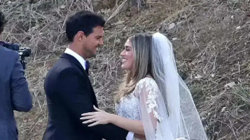 Twilight saga fame Taylor Lautner marries long-time partner Taylor Dome at a California winery