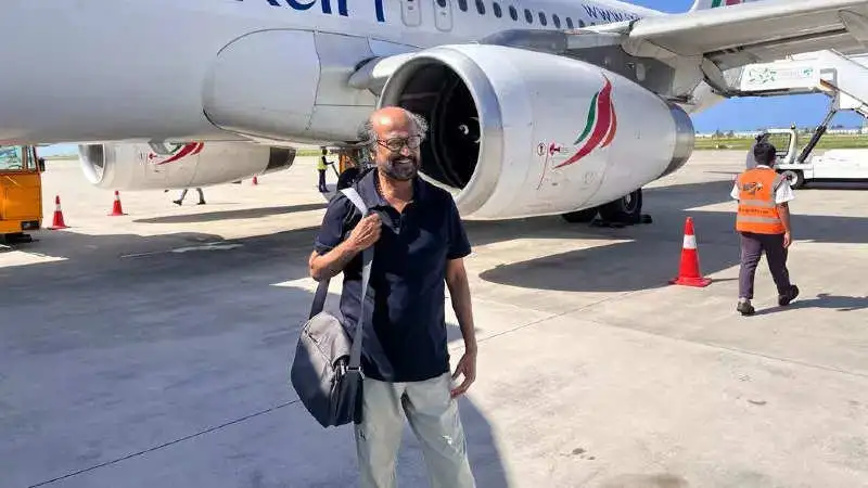 Thalaivar Rajinikanth chills in Maldives while the world celebrates 'Hukum' song from 'Jailer'