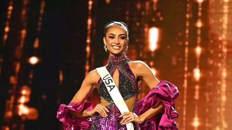 71st Miss Universe: Miss Universe 2021 Harnaaz Kaur Sandhu crowns Miss USA as her successor