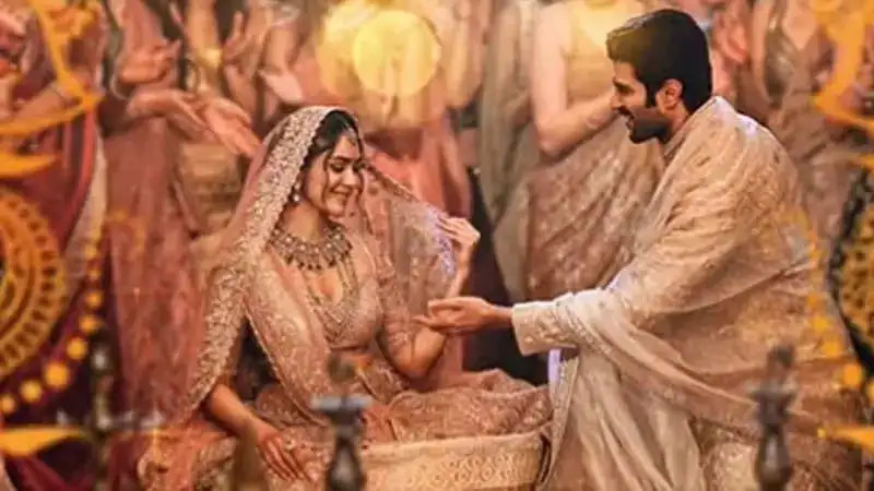 'Kalyani Vaccha Vacchaa' song from Vijay Deverakonda and Mrunal Thakur's 'Family Star' is out!