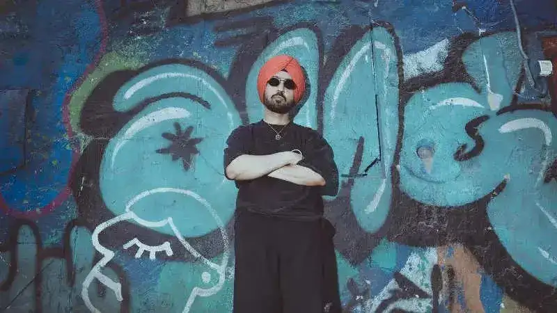 Diljit Dosanjh responds to 'veere' Karthi's praise for 'Amar Singh Chamkila'