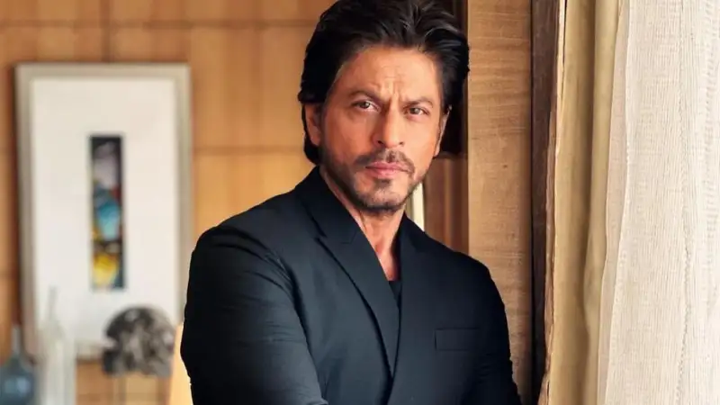 Shah Rukh Khan looks dapper in black ahead of press meet in Mumbai amid Pathaan success