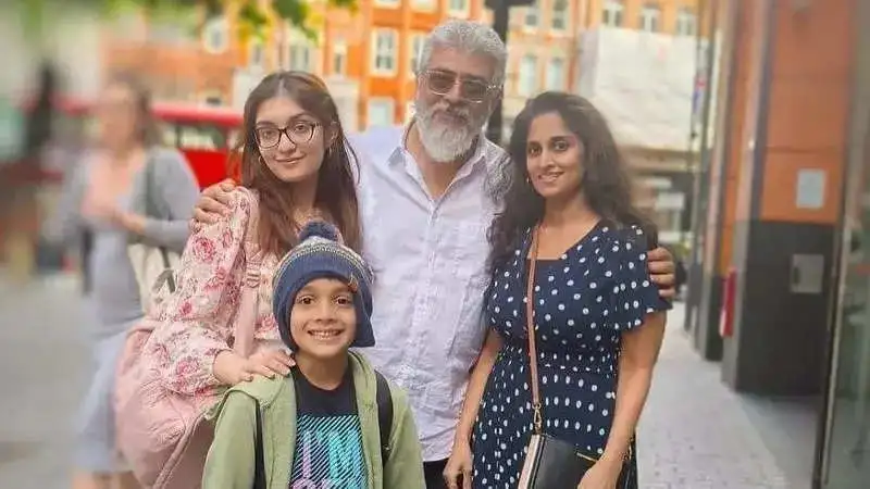 Ajith Kumar goes on vacation with family, fans love Anoushka's new look