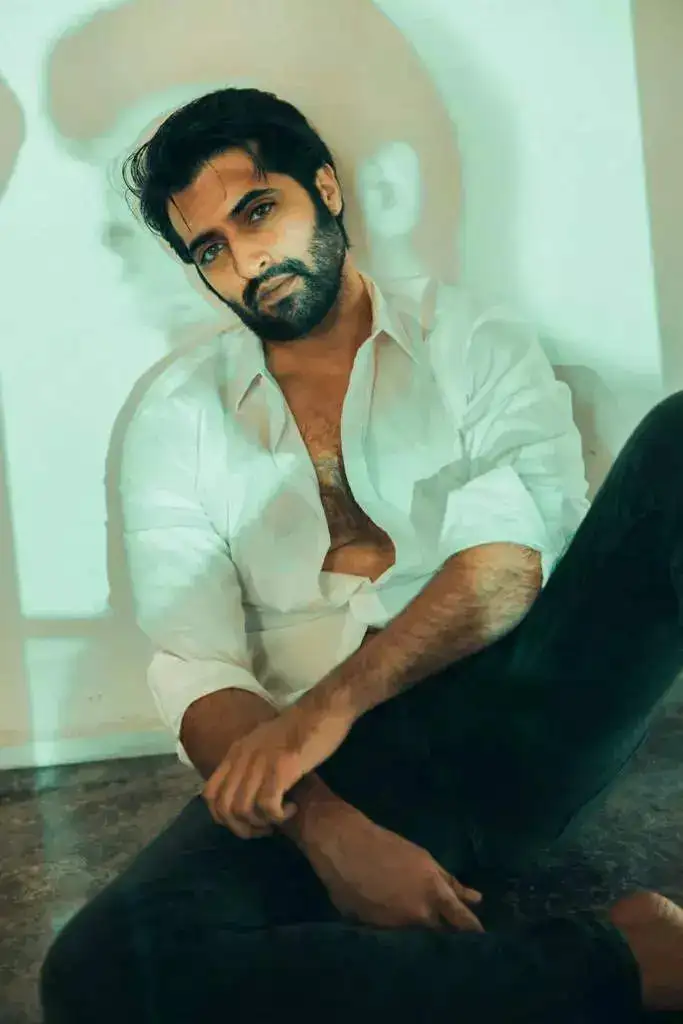 Akshay Oberoi