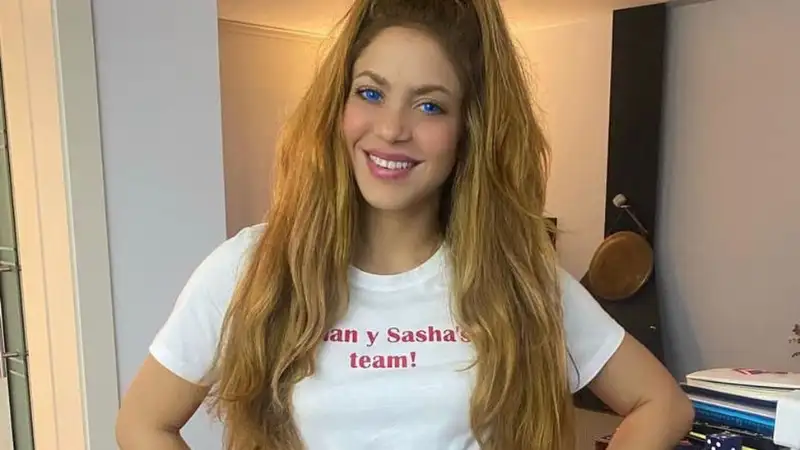 Shakira sizzles as Billboard's 2023 Latin Woman of the Year