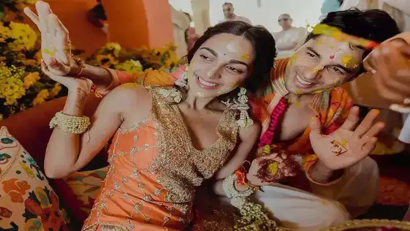 Kiara Advani posts these Haldi pictures with Sidharth Malhotra to wish all a happy Holi