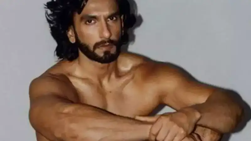 Ranveer Singh served Mumbai Police notice over his nude photoshoot!