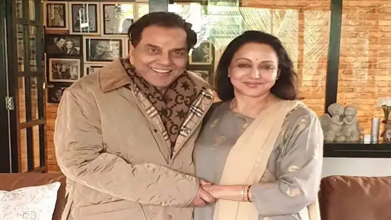 Hema Malini and Dharmendra fairy tale love story!