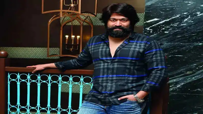 South Indian actor Yash presented with two Bollywood offers: Brahmastra 2 and Karna