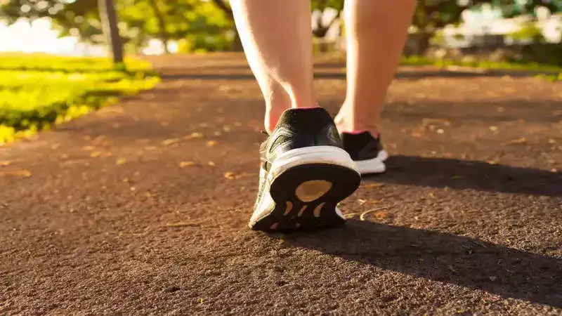 How to ensure that your daily step count of 10,000 is completed in the rainy season