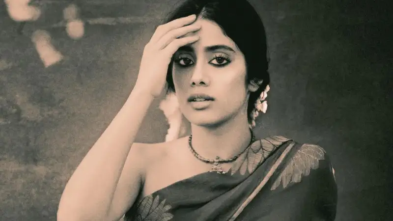 Janhvi Kapoor emanates a vintage vibe in monochrome photos