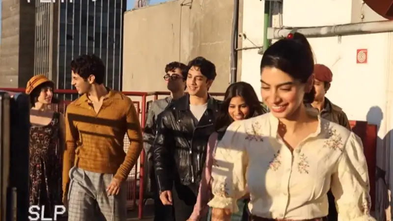 Suhana Khan, Khushi Kapoor perform with The Archies gang in Sao Paolo. Here is how fans reacted!