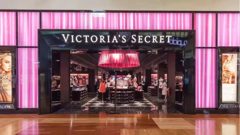 Victoria’s Secret launches its first India store in Mumbai!