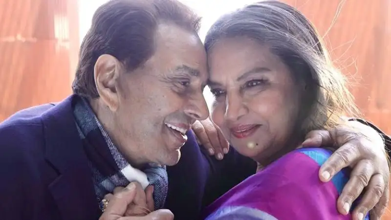 Dharmendra, Shabana Azmi's lip-lock scene from Rocky Aur Rani Kii Prem Kahaani goes viral. Here is how fans are reacting