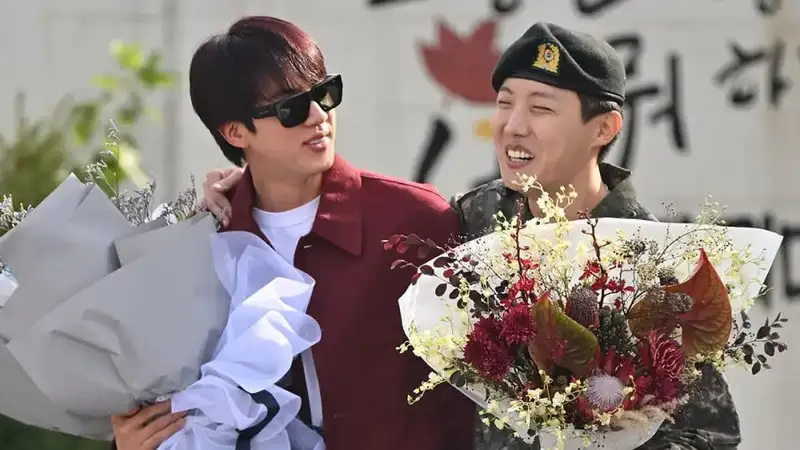 BTS' J-Hope discharged from military, Jin welcomes him with warm gesture. See viral pics