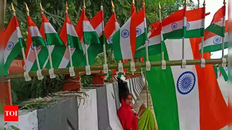 Celebs come in together to celebrate Har Ghar Tiranga- Azadi Ka Amrit Mahotsav!