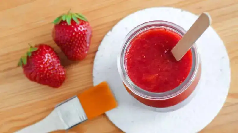 strawberry face mask