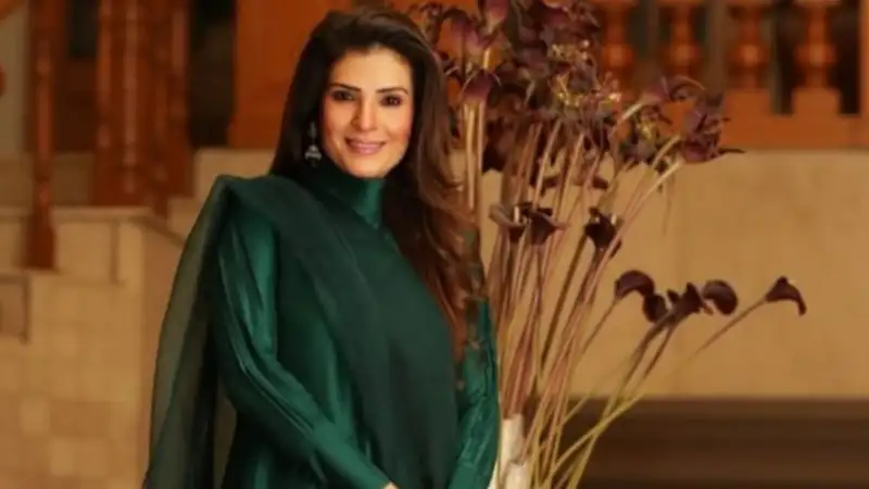 Pakistani actor, Resham, reprimanded for contaminating water in viral video, blames brain fog due to Covid-19