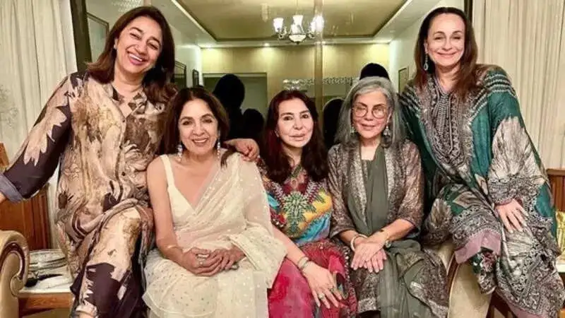 Zeenat Aman, Neena Gupta and Soni Razdan break the internet as they pose together