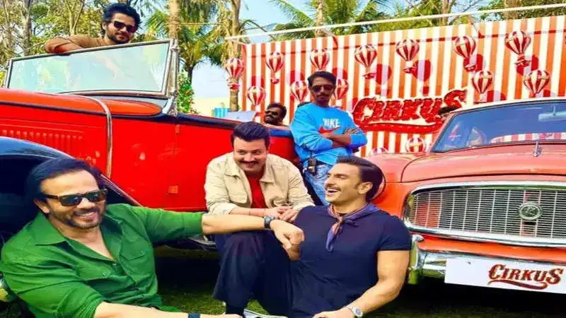 Ranveer Singh wraps up the shoot for ‘Cirkus’, a Rohit Shetty directorial