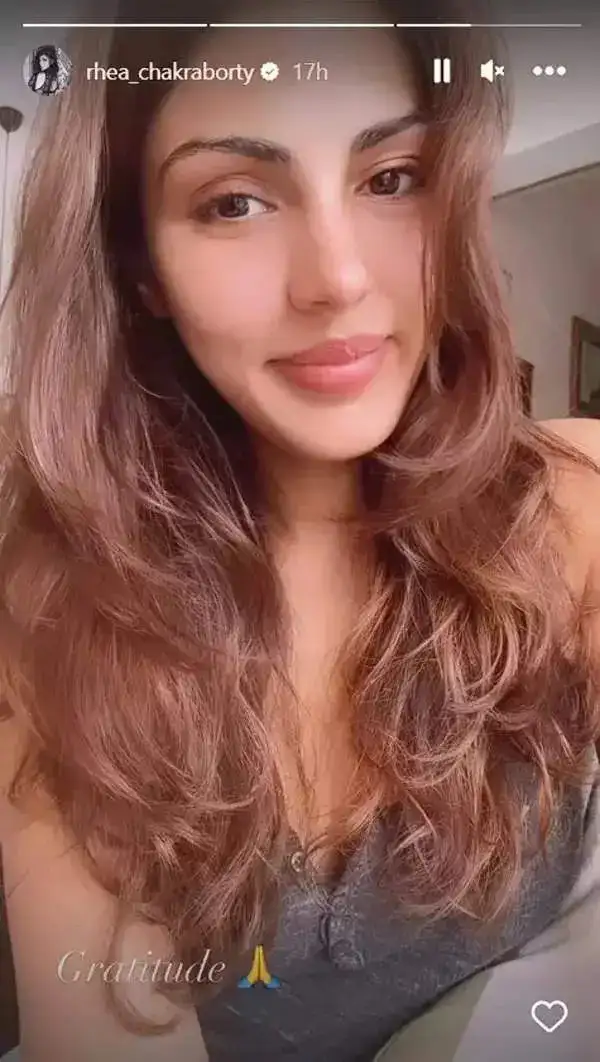 Rhea Chakraborty (gratitude post).