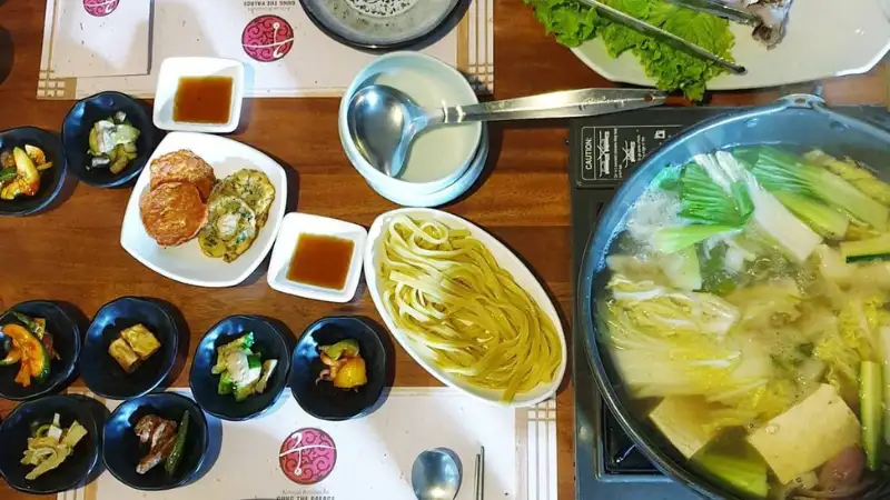 5 Korean places that are a must-try in Delhi