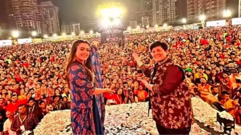 Rashmika Mandanna celebrates Navratri with Falguni Pathak in full josh!