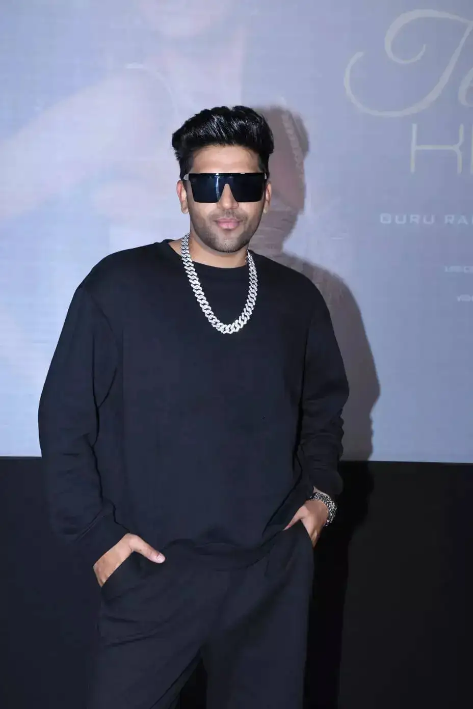 Guru Randhawa.