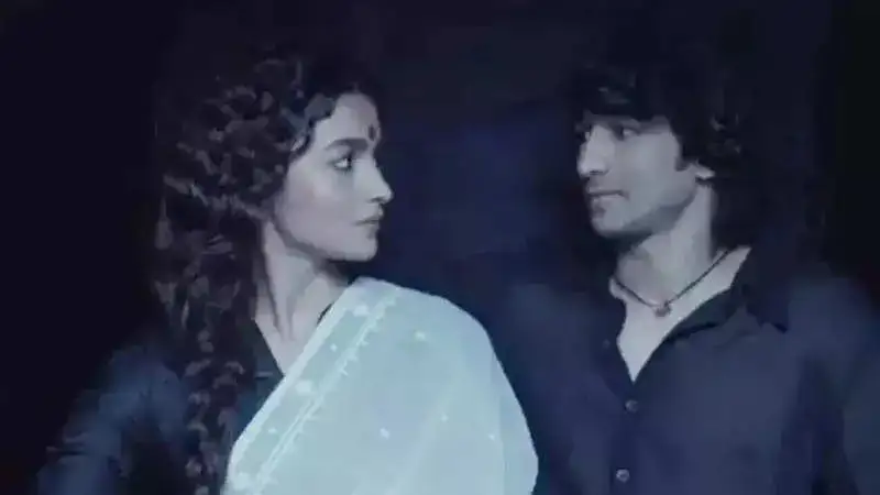 Alia Bhatt and Shantanu Maheshwari get nostalgic as 'Gangubai Kathiawadi' completes a year