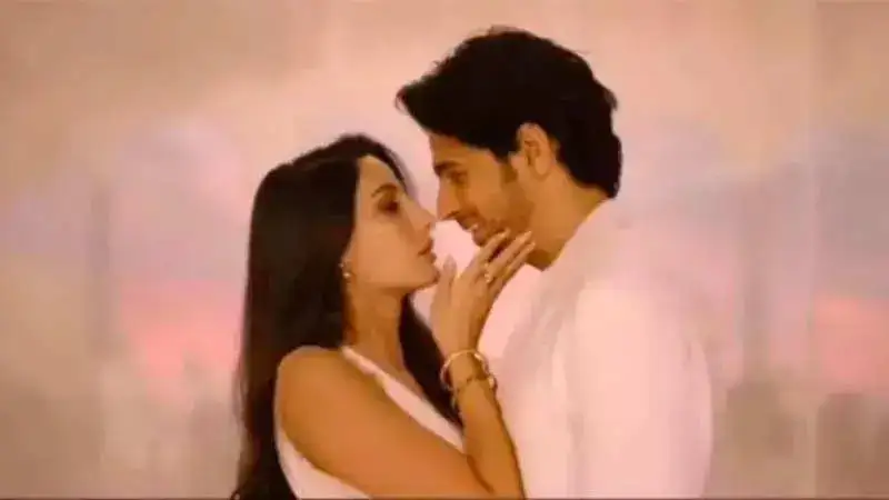 'Manike' Bollywood version from 'Thank God' has Sidharth Malhotra and Nora Fatehi raising the temperature