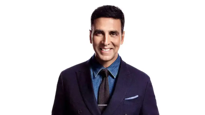 Akshay Kumar shares a piece of marriage advice for Ranbir Kapoor and Alia Bhatt on Koffee with Karan, Ep 3