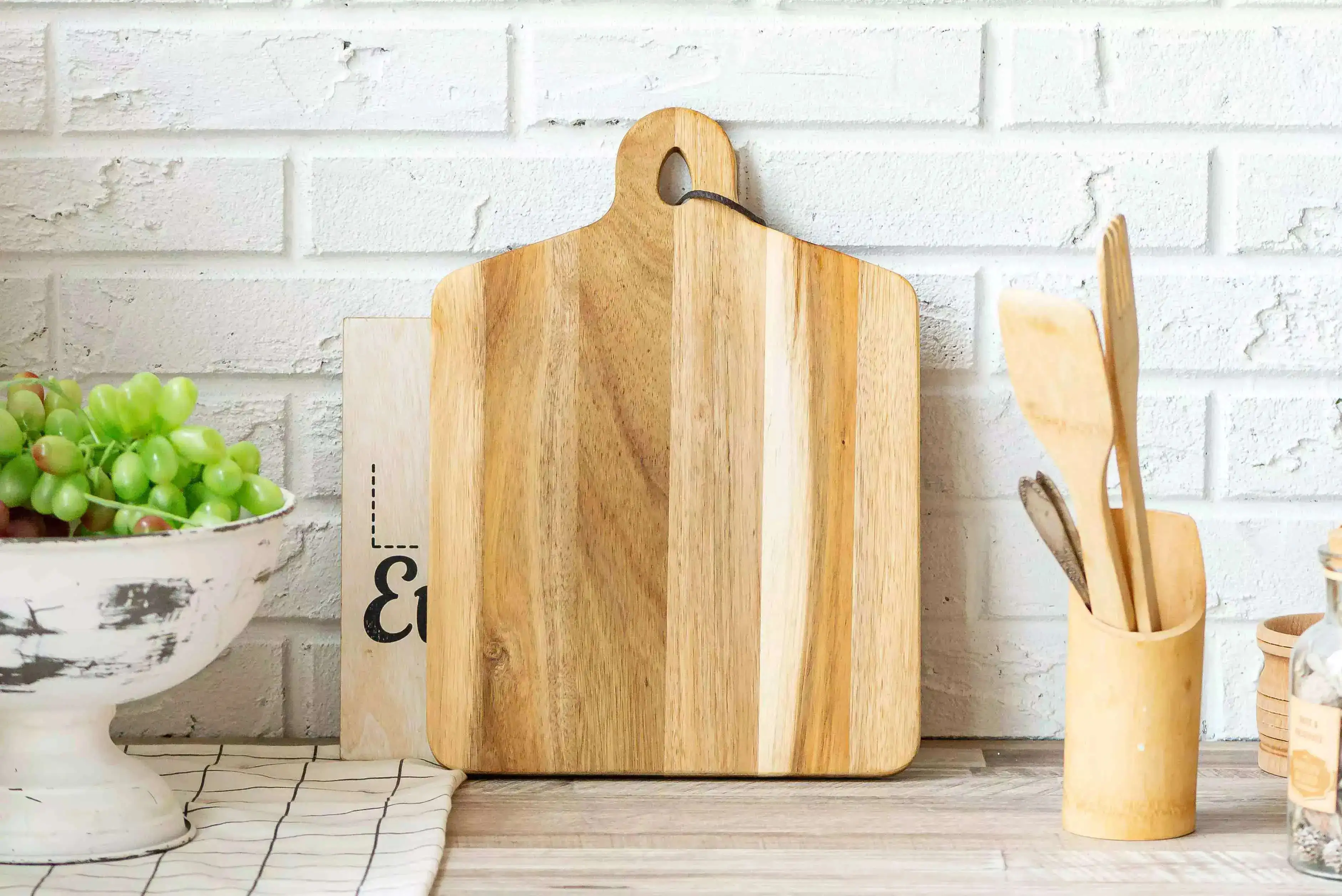 wooden cutting board