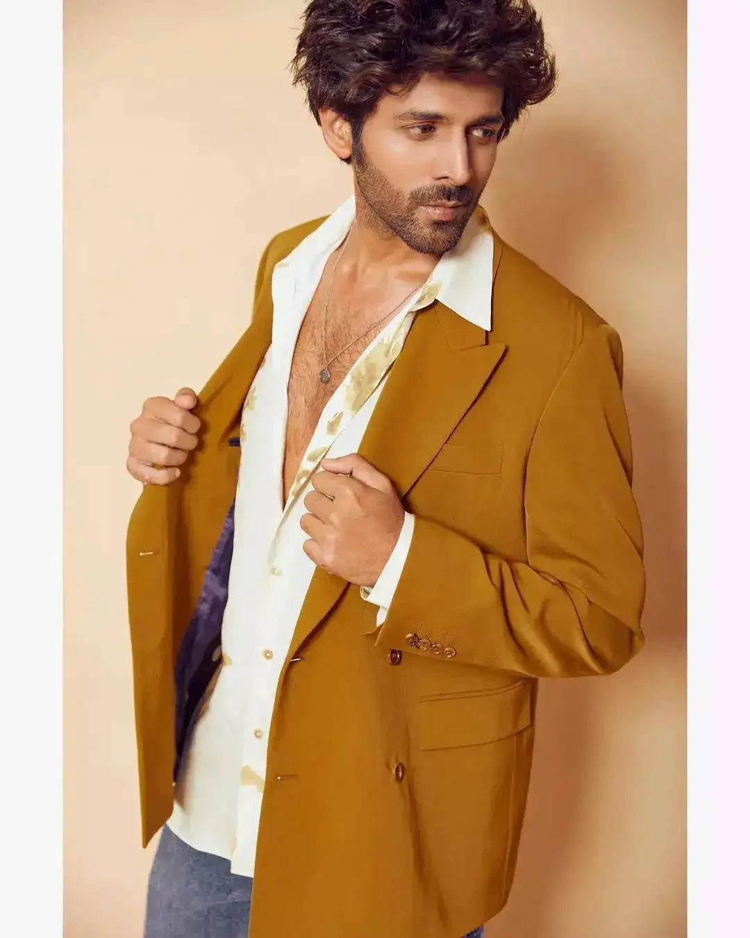 kartik aaryan