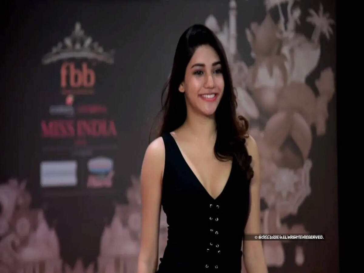 Sonakshi Singh Rawat's Q & A at Miss India Rajasthan 2018 Auditions