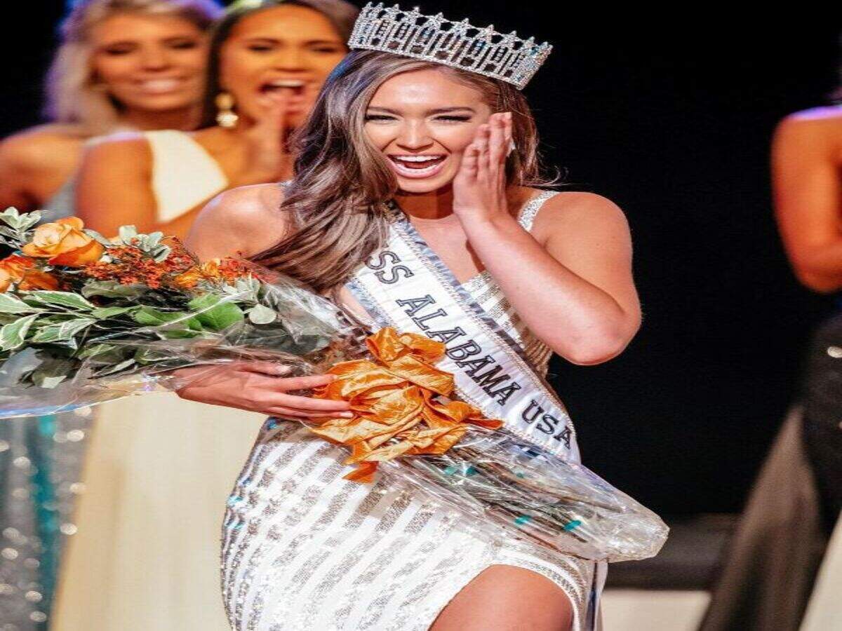 Kelly Hutchinson Crowned Miss Alabama USA 2020